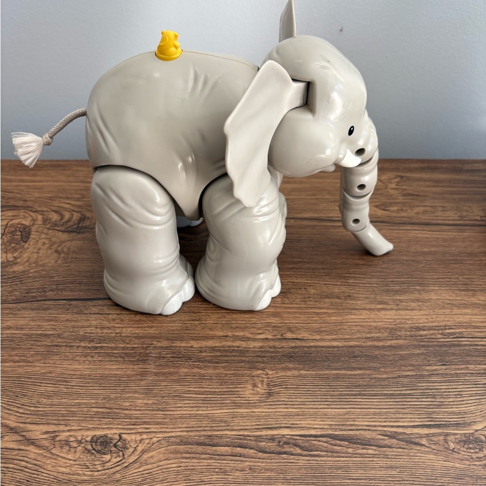 Fisher Price Little People Giant Elephant Interactive Sound Toy - Picture 4 of 5